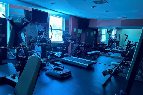 Copropriété à vendre à Surfside, Floride: 1 chambre, 70.33 m2 № 2056871 - photo 24