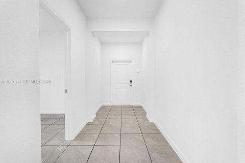 Casa en venta en Miami, Florida, 4 dormitorios, 173.73 m2 № 2029128 - foto 19