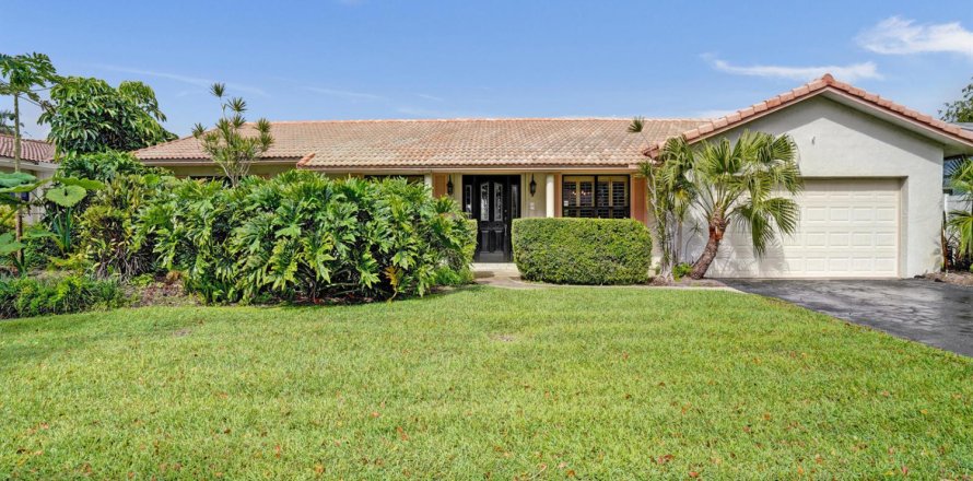 Casa en Plantation, Florida 4 dormitorios, 213.02 m2 № 2087388