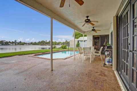 Casa en venta en Plantation, Florida, 4 dormitorios, 213.02 m2 № 2087388 - foto 27