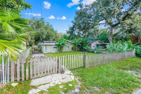 Villa ou maison à vendre à Orlando, Floride: 2 chambres, 98.29 m2 № 2436701 - photo 4