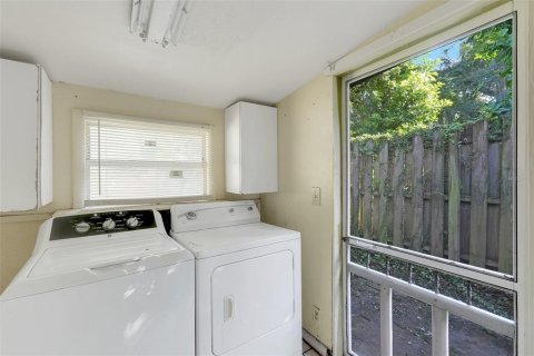 Villa ou maison à vendre à Orlando, Floride: 2 chambres, 98.29 m2 № 2436701 - photo 22