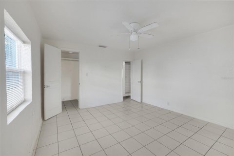 Villa ou maison à vendre à Orlando, Floride: 2 chambres, 98.29 m2 № 2436701 - photo 26