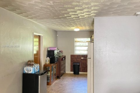 Villa ou maison à vendre à St. Lucie, Floride: 2 chambres, 87.51 m2 № 2032485 - photo 6