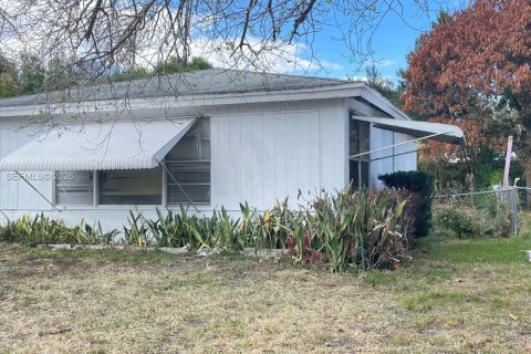 Купить виллу или дом в Сент-Луси, Флорида 2 спальни, 87.51м2, № 2032485 - фото 3