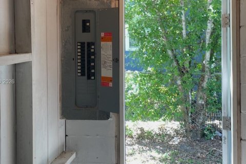 Villa ou maison à vendre à St. Lucie, Floride: 2 chambres, 87.51 m2 № 2032485 - photo 8