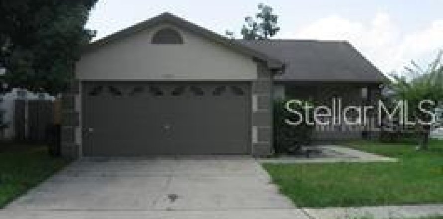 Villa ou maison à Kissimmee, Floride 3 chambres, 114.08 m2 № 2399104