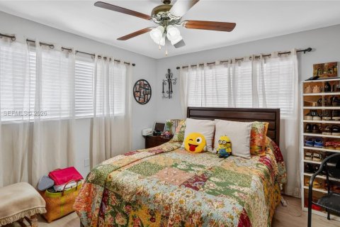 Villa ou maison à vendre à Miami, Floride: 4 chambres, 173.54 m2 № 2063461 - photo 21