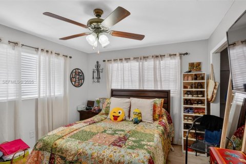 Villa ou maison à vendre à Miami, Floride: 4 chambres, 173.54 m2 № 2063461 - photo 19