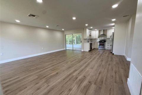 Casa en venta en Port Richey, Florida, 3 dormitorios, 132.11 m2 № 2098963 - foto 7
