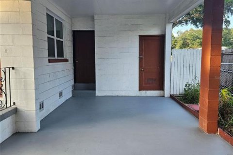 House in Clearwater, Florida 3 bedrooms, 97.92 sq.m. № 2431657 - photo 23