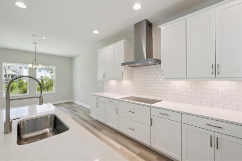 Villa ou maison à vendre à Spring Hill, Floride: 4 chambres, 234.95 m2 № 2313010 - photo 12