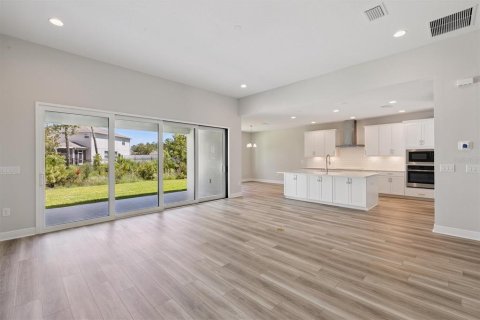 Villa ou maison à vendre à Spring Hill, Floride: 4 chambres, 234.95 m2 № 2313010 - photo 14