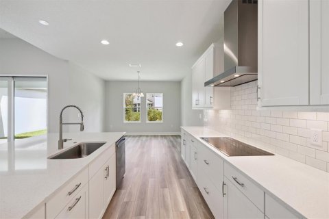 Villa ou maison à vendre à Spring Hill, Floride: 4 chambres, 234.95 m2 № 2313010 - photo 11