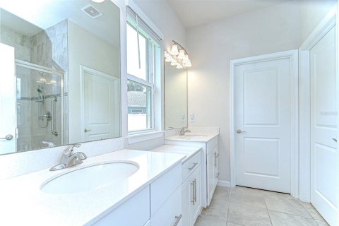 Villa ou maison à vendre à New Port Richey, Floride: 3 chambres, 187.38 m2 № 1870371 - photo 20