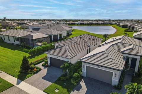 Casa en Port St. Lucie, Florida 2 dormitorios, 132.85 m2 № 2275367