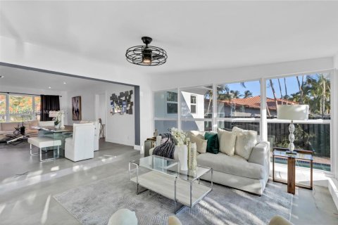 Casa en venta en Wilton Manors, Florida, 3 dormitorios, 118.17 m2 № 1947492 - foto 15