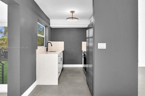 Casa en venta en Wilton Manors, Florida, 3 dormitorios, 118.17 m2 № 1947492 - foto 20