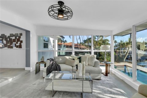 Casa en venta en Wilton Manors, Florida, 3 dormitorios, 118.17 m2 № 1947492 - foto 14