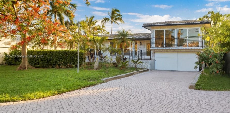 Casa en Wilton Manors, Florida 3 dormitorios, 118.17 m2 № 1947492