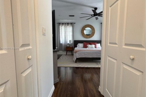 Villa ou maison à vendre à Homestead, Floride: 4 chambres, 226.5 m2 № 1954522 - photo 24