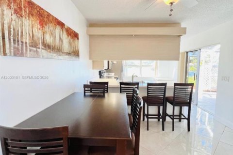Townhouse in Boynton Beach, Florida 2 bedrooms, 127.65 sq.m. № 2069212 - photo 22