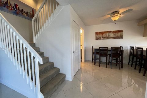 Townhouse in Boynton Beach, Florida 2 bedrooms, 127.65 sq.m. № 2069212 - photo 13
