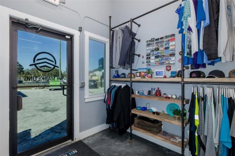 Propiedad comercial en venta en Port Richey, Florida, 178.37 m2 № 2330529 - foto 10