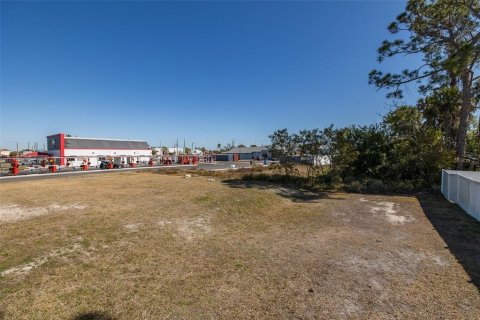 Propiedad comercial en venta en Port Richey, Florida, 178.37 m2 № 2330529 - foto 30