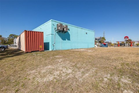 Propiedad comercial en venta en Port Richey, Florida, 178.37 m2 № 2330529 - foto 28