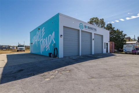 Propiedad comercial en venta en Port Richey, Florida, 178.37 m2 № 2330529 - foto 3
