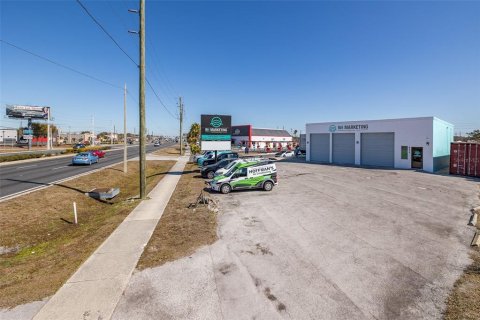 Propiedad comercial en venta en Port Richey, Florida, 178.37 m2 № 2330529 - foto 4