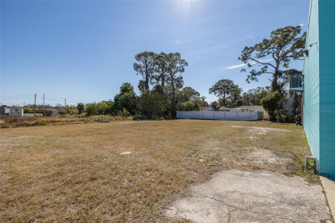 Propiedad comercial en venta en Port Richey, Florida, 178.37 m2 № 2330529 - foto 26