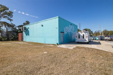Propiedad comercial en venta en Port Richey, Florida, 178.37 m2 № 2330529 - foto 25
