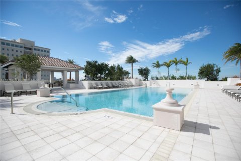 Appartement à louer à Coral Gables, Floride: 2 chambres, 137.96 m2 № 1923613 - photo 17