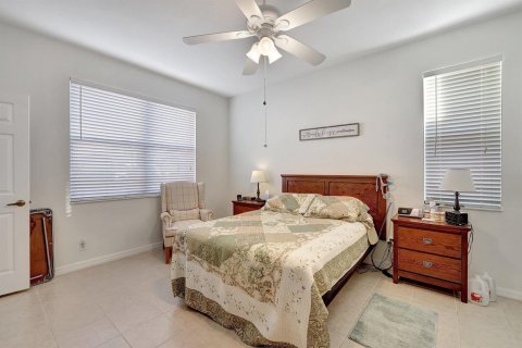 House in Port St. Lucie, Florida 2 bedrooms, 132.85 sq.m. № 2147166 - photo 16