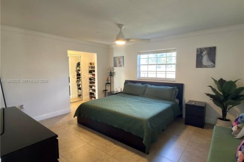 Villa ou maison à vendre à Pembroke Pines, Floride: 3 chambres, 143.35 m2 № 2025273 - photo 16