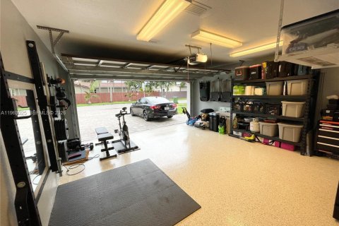 Villa ou maison à vendre à Pembroke Pines, Floride: 3 chambres, 143.35 m2 № 2025273 - photo 10