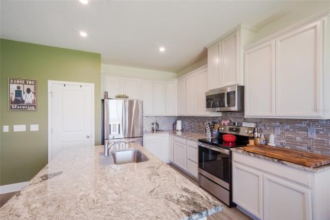 House in Parrish, Florida 3 bedrooms, 142.42 sq.m. № 2150320 - photo 17