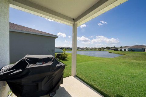 House in Parrish, Florida 3 bedrooms, 142.42 sq.m. № 2150320 - photo 27
