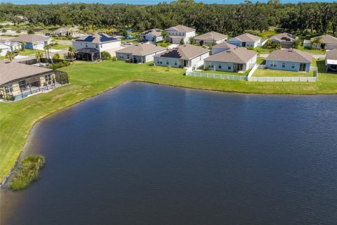 House in Parrish, Florida 3 bedrooms, 142.42 sq.m. № 2150320 - photo 6