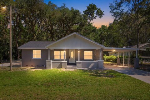 Casa en Crystal River, Florida 3 dormitorios, 130.06 m2 № 2120002