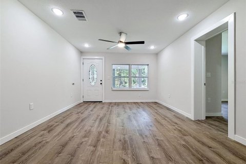 House in Crystal River, Florida 3 bedrooms, 130.06 sq.m. № 2120002 - photo 30
