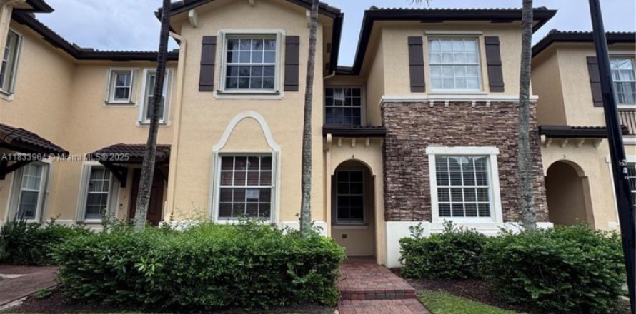 Casa en Cutler Bay, Florida 3 dormitorios, 123.1 m2 № 1814831
