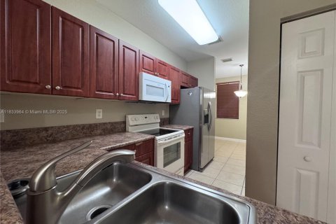 Casa en venta en Cutler Bay, Florida, 3 dormitorios, 123.1 m2 № 1814831 - foto 13