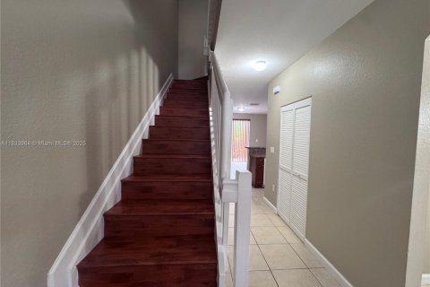 Casa en venta en Cutler Bay, Florida, 3 dormitorios, 123.1 m2 № 1814831 - foto 8