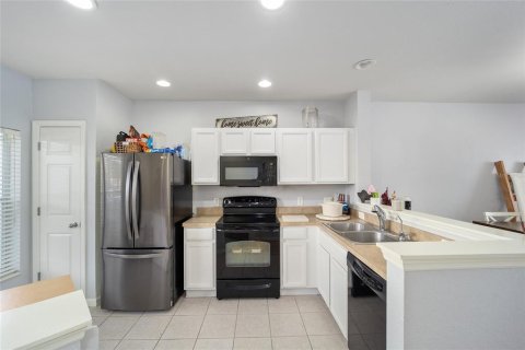 Townhouse in Ocala, Florida 2 bedrooms, 105.35 sq.m. № 1602512 - photo 7