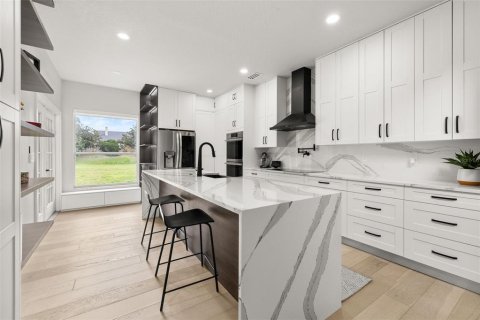 Villa ou maison à vendre à Sanford, Floride: 5 chambres, 301.19 m2 № 2133417 - photo 2
