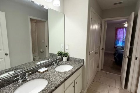 Casa en venta en Davenport, Florida, 6 dormitorios, 283.54 m2 № 2237849 - foto 11