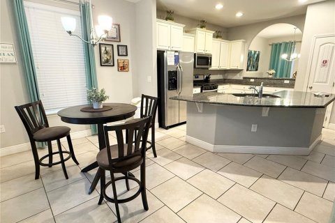 Casa en venta en Davenport, Florida, 6 dormitorios, 283.54 m2 № 2237849 - foto 19